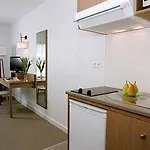 Aparthotel Appart'city Classic Sur Yon Centre 3*