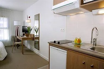 Hotel apartamentowy Appart'city Classic Sur Yon Centre 3*