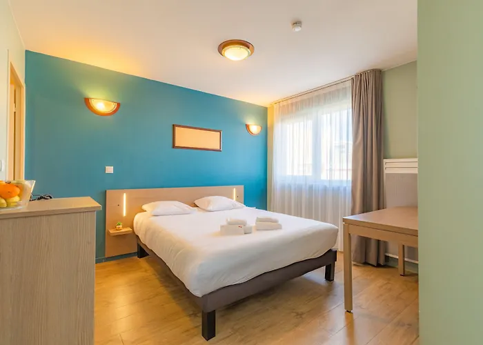 Appart'city Classic Sur Yon Centre 아파트호텔 라로츠수르욘